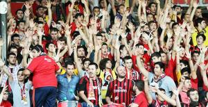 Es Es'in altın gecesi