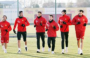 Es Este keyifler yerinde