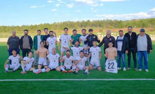 Esentepespor taraftarının desteğini bekliyor