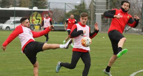 ESES'TE GALATASARAY HAZIRLIKLARI