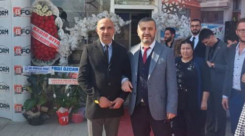 ESFORM İnşaat-Emlak-Otomotiv ofisi açıldı