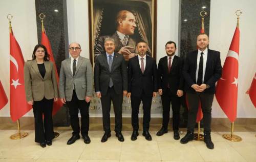 ESGROUP heyeti Eskişehir Valisi Yılmaz’ı makamında ziyaret etti