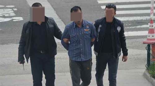 Eşini öldürdü, suçu oğluna attı