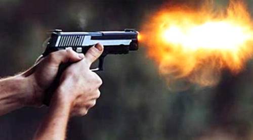 Eşini sevgilisine öldürttü, mahkemede şok etti