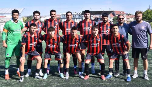 Esk Kolej dibi gördü