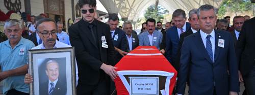 Eski CHP Eskişehir Milletvekili Selvi, Ankara'da son yolculuğunu uğurlandı