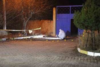 Eski Damat Katliam Yaptı, Aynı Aileden 4 Kişiyi Öldürdü
