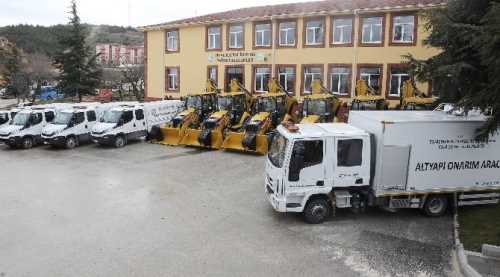 ESKİ MAHMUDİYE'DE HIZ KESMİYOR