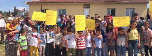 Eski okullarına gitmek istiyorlar