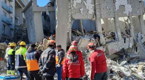 Eski takım arkadaşından gelecek iyi haberi bekliyor