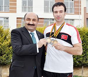 ESKİŞEHİRİN GURURU OLDU