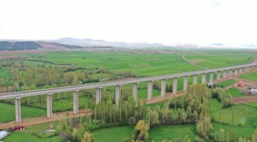 Eskişehir - İzmir arası hızlı tren ile iki buçuk saate düşecek!