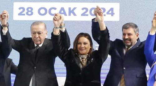 Eskişehir AK Parti'de flaş gelişme: Görevden alındı