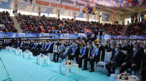 Eskişehir AK Parti'de kongre heyecanı! Erdoğan canlı bağlanıp...