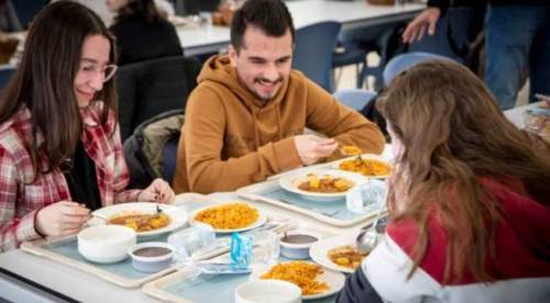 Eskişehir Anadolu Üniversitesi başvuruları açtı: Yemek bursu için...