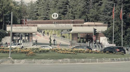 Eskişehir Anadolu Üniversitesi'nde felaket: Güvenlik çöktü!