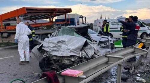 Eskişehir-Ankara yolundaki kazada 4 kişi can verdi!