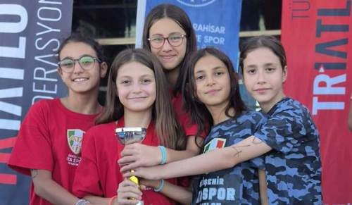 Eskişehir Ata Spor Kulübü’nden triatlonda büyük başarı! Türkiye Şampiyonası bileti aldılar