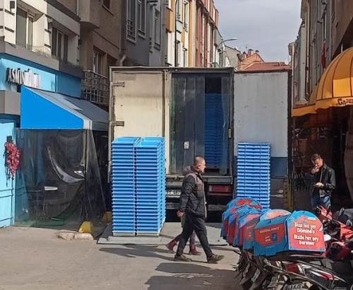 Eskişehir Bağlar’da sokağın girişi kapatıldı