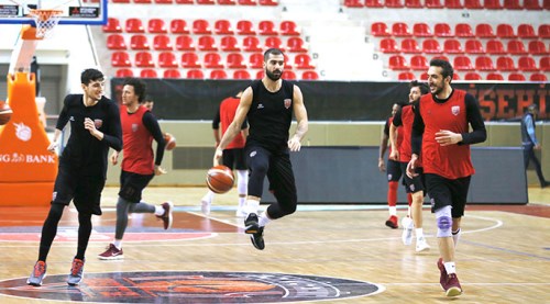 Eskişehir Basket Beşiktaş'ı devirmek istiyor