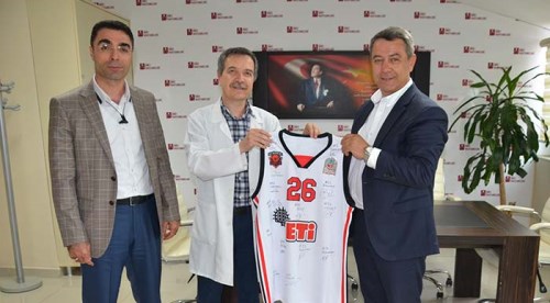 Eskişehir Basket'ten Ümit Hastanesine ziyaret