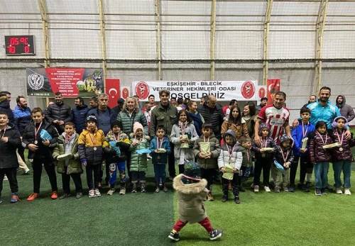 Eskişehir Bilecik Bölgesi Veteriner Hekimleri Odası'nda turnuvanın kazananı belli oldu