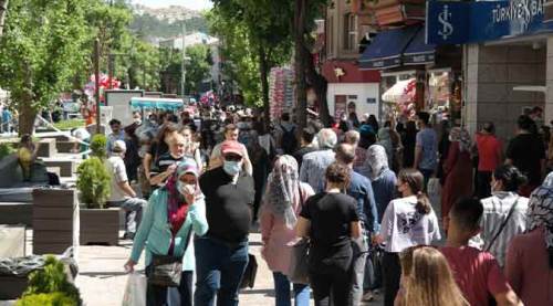 Eskişehir bir ileri gidiyor, bir geri...
