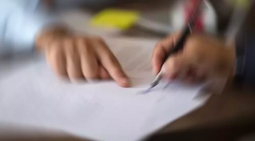 Eskişehir bu iddia ile çalkalanıyor: Eşinin makamını kullanıp...