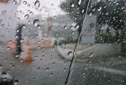 Eskişehir bugün yağmurlu bir güne uyandı