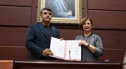 Eskişehir Büyükşehir'de imzalar atıldı: 2 yıl geçerli olacak