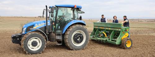 Eskişehir Büyükşehir'den çiftçiye çok yönlü destek hamlesi