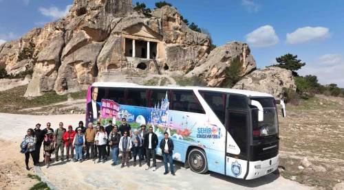 Eskişehir Büyükşehir'den Frig Vadisi'ne özel gezi