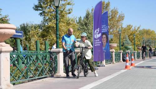 Eskişehir Büyükşehir’den personele bisiklet eğitimi