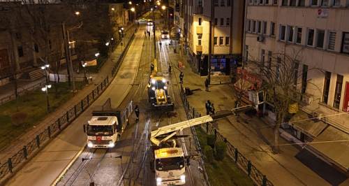 Eskişehir Büyükşehir el attı: Tramvay yolundaki büyük risk...