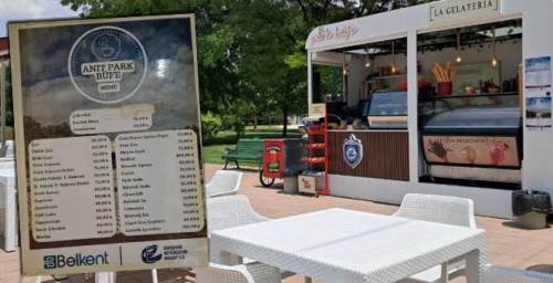 Eskişehir Büyükşehir'in fiyatları İstanbul'u da solladı: Marketten iki kat pahalı!