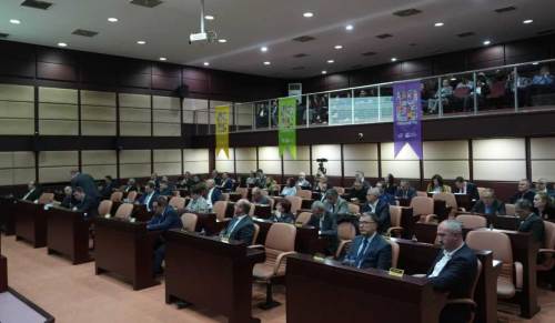 Eskişehir Büyükşehir Meclisi’nde 36 madde komisyonlara sevk edildi