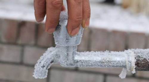 Eskişehir buz keserken önemli uyarı geldi: Su sayaçları ve borulara dikkat