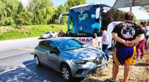 Eskişehir çevre yolu pazar günü de bildiğiniz gibi: Zincirleme kaza!