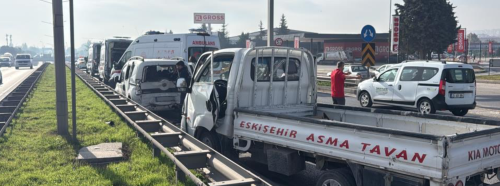 Eskişehir çevreyolunda kaza! 4’ü çocuk 7 kişi yaralandı