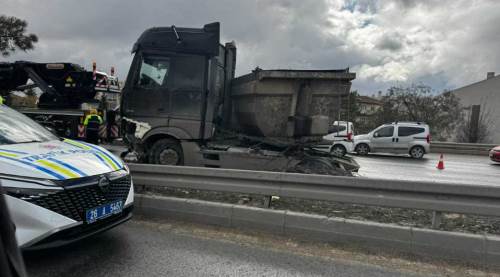 Eskişehir çevreyolunda korkutan trafik kazası!