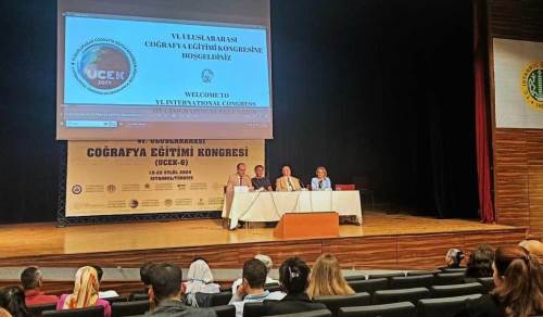 Eskişehir’de  ‘Afetler ve Afet Eğitimi' tüm yönleriyle masaya yatırıldı