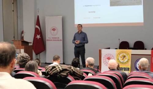 Eskişehir’de “Arıcılık ve Arı Ürünleri Paneli” düzenlendi