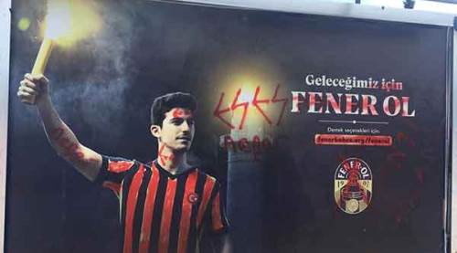 Eskişehir'de "Fener Ol" afişlerine tepki
