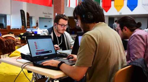 Eskişehir'de "oyun için" bir araya geldiler