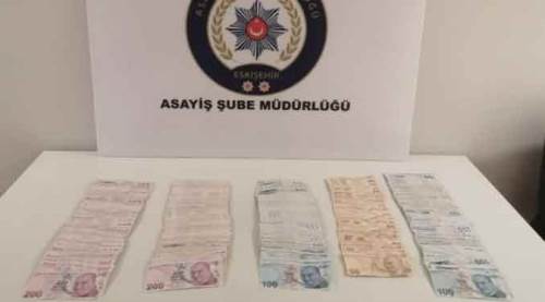 Eskişehir'de "polisim" deyip, 60 bin lirasını aldı!
