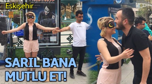 Eskişehir'de "sarıl bana mutlu et" deneyi