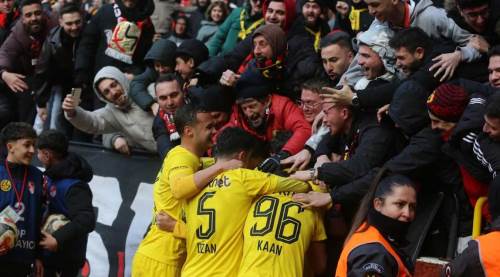 Eskişehir'de "Şimşekler" çakıyor: Es Es seriye bağladı!