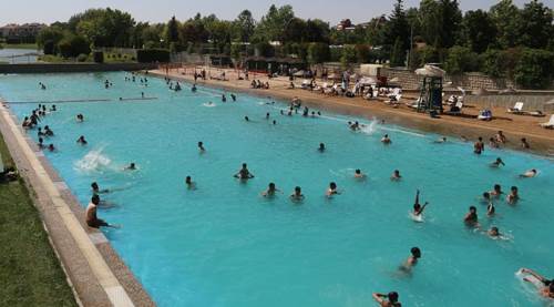 Eskişehir’de “yapay denize” akın var!