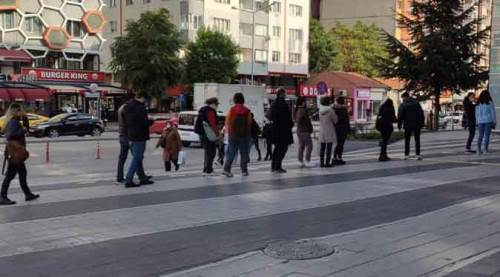 Eskişehir’de “zorunlu” kuyruk!