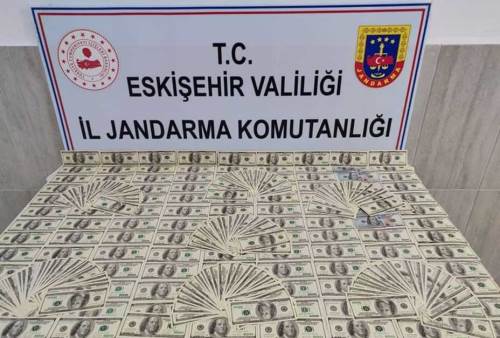 Eskişehir’de 1 milyon TL değerinde sahte dolar operasyonu